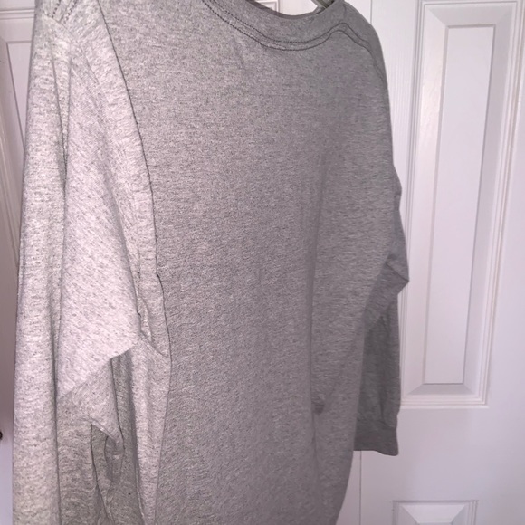 Grey top - Picture 4 of 5